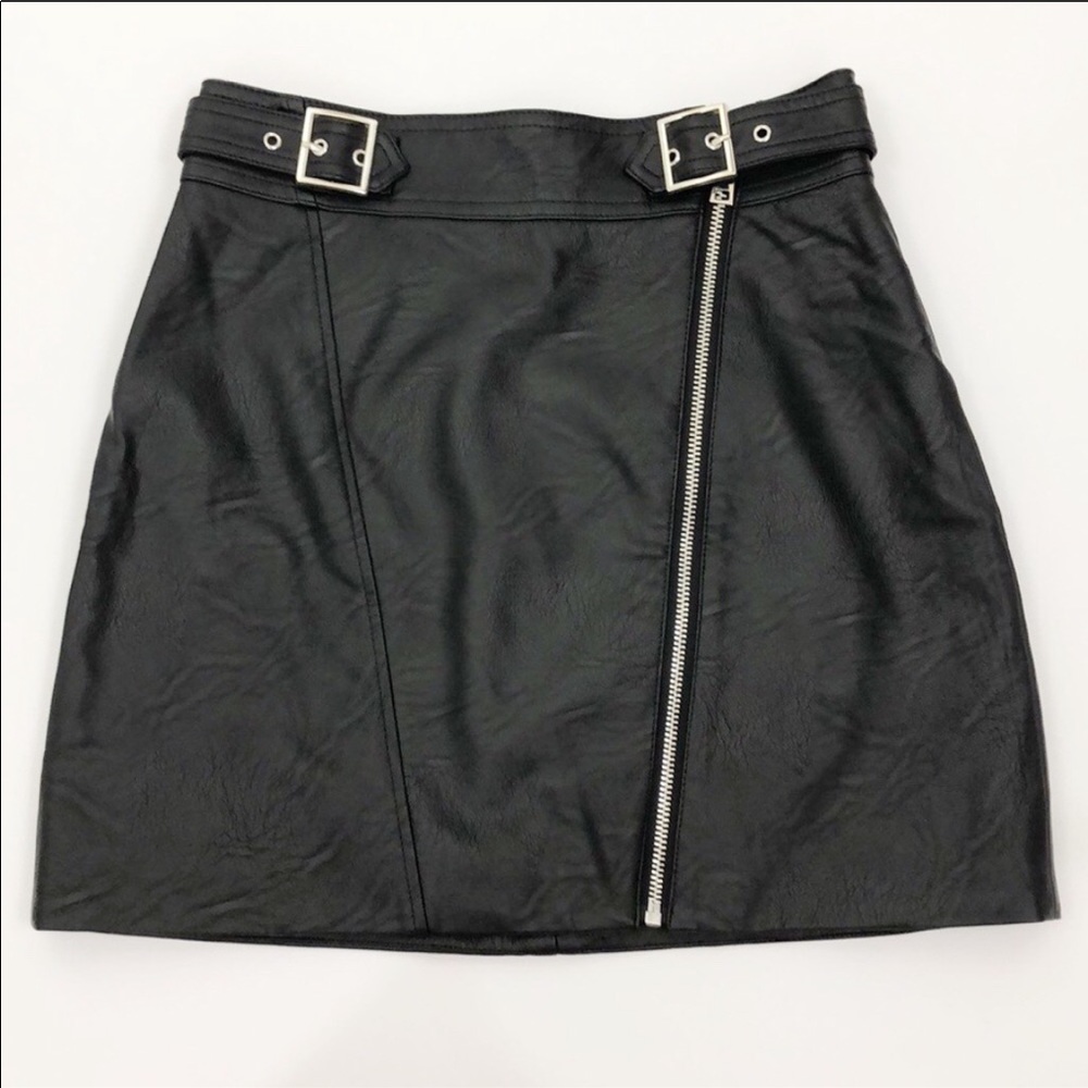 Topshop Faux Leather High-Waisted Mini Skirt ❤️